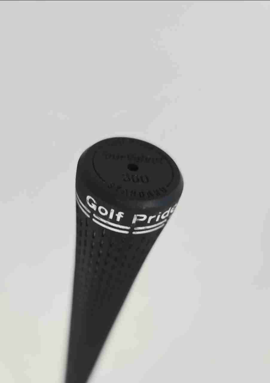 Callaway Elyte Triple Diamond Driver 9° Fujikura Ventus Stiff RH